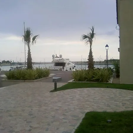 Basilicata Host To Host - Sassi E Mare